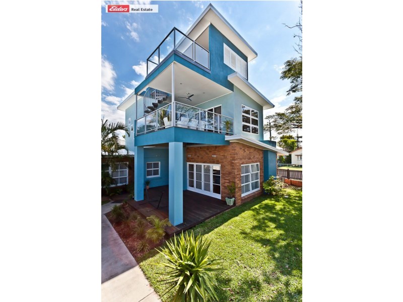 11 Hardiman Street, Woody Point QLD 4019