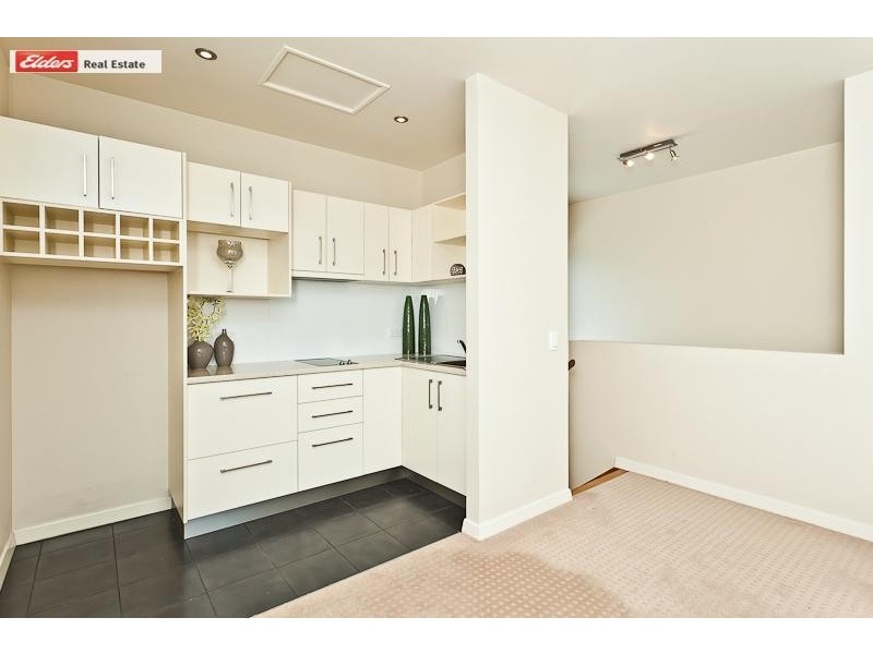 11 Hardiman Street, Woody Point QLD 4019