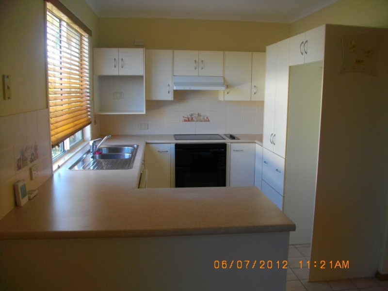 15 Grace Street, Scarborough QLD 4020