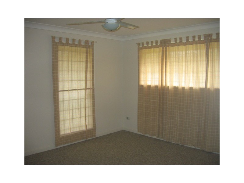 16 Sutherland Street, Redcliffe QLD 4020