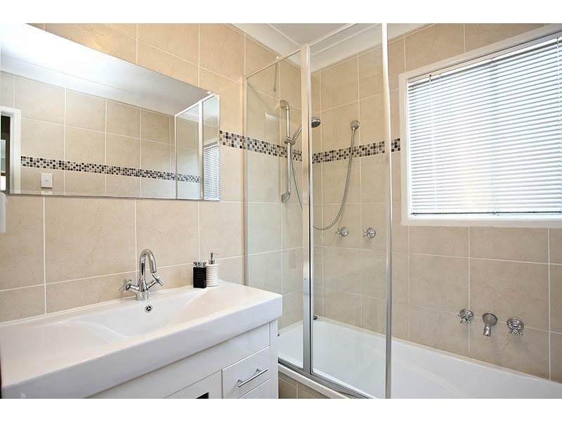 143 Scarborough Road, Redcliffe QLD 4020