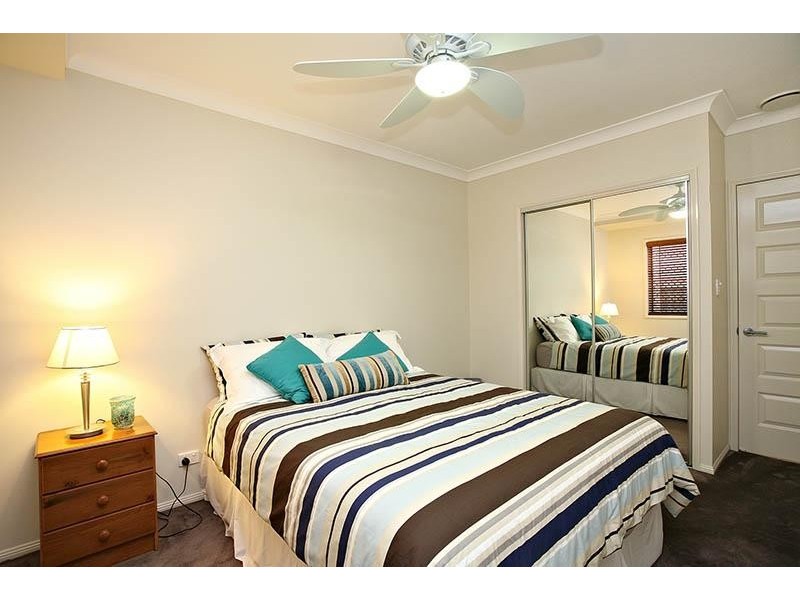 21 Lionheart Crescent, Newport QLD 4020