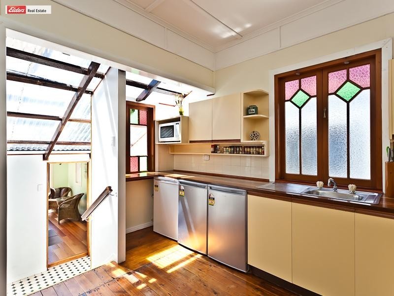 70 Dover Road, Margate QLD 4019