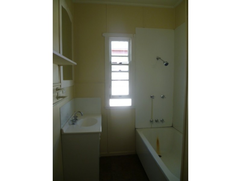 145 Maine Road, Clontarf QLD 4019