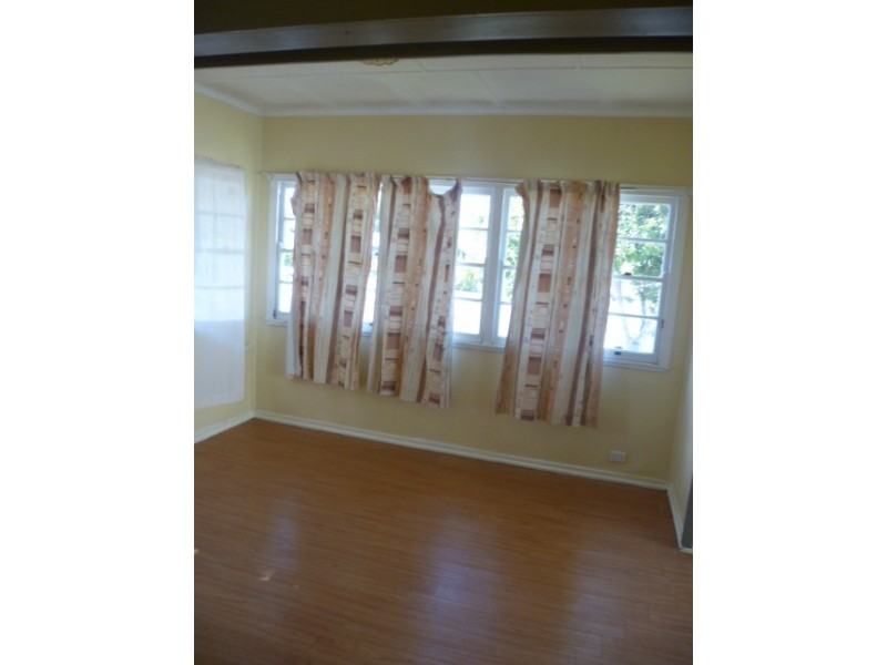 145 Maine Road, Clontarf QLD 4019