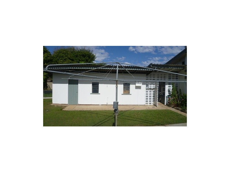 82 Thomas Street, Clontarf QLD 4019