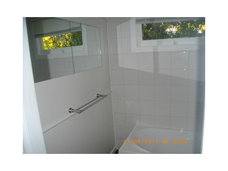 16 Sunnyside Road, Scarborough QLD 4020