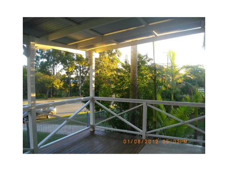 16 Sunnyside Road, Scarborough QLD 4020