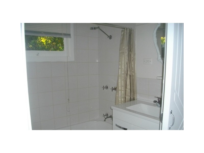 16 Sunnyside Road, Scarborough QLD 4020