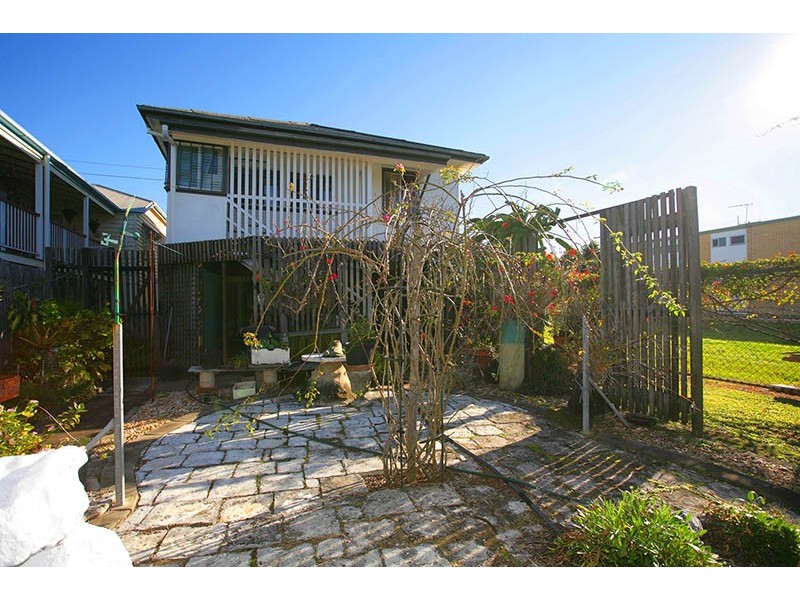 170 Prince Edward Parade, Scarborough QLD 4020
