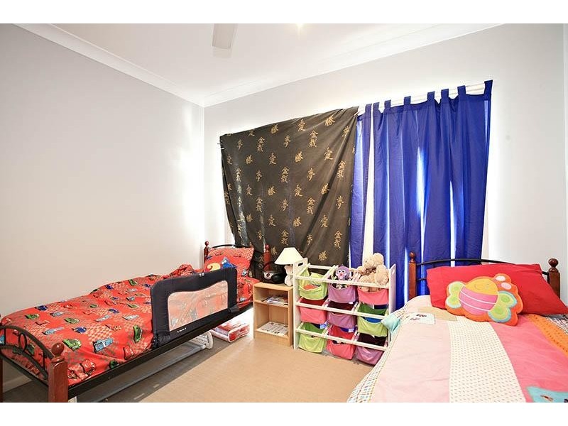 2/23 Tilley Street, Redcliffe QLD 4020