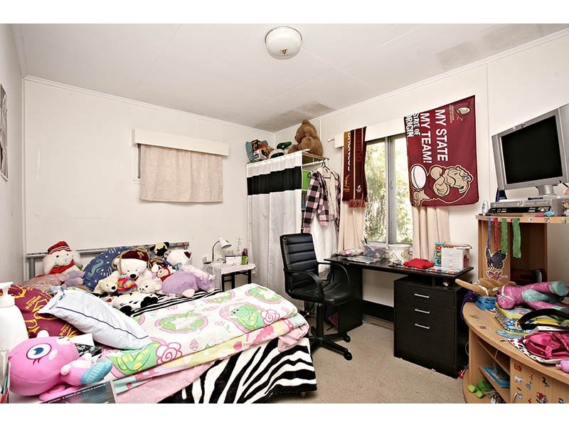 7 Knights Terrace, Margate QLD 4019