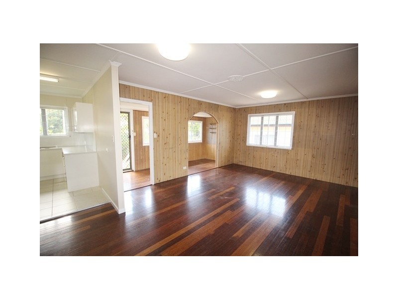 8 Cynthia Court, Redcliffe QLD 4020