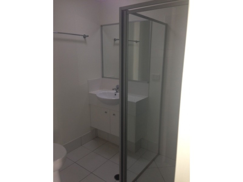 2/19-21 Shields Street, Redcliffe QLD 4020