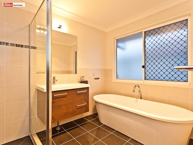 44 Lionheart Crescent, Newport QLD 4020