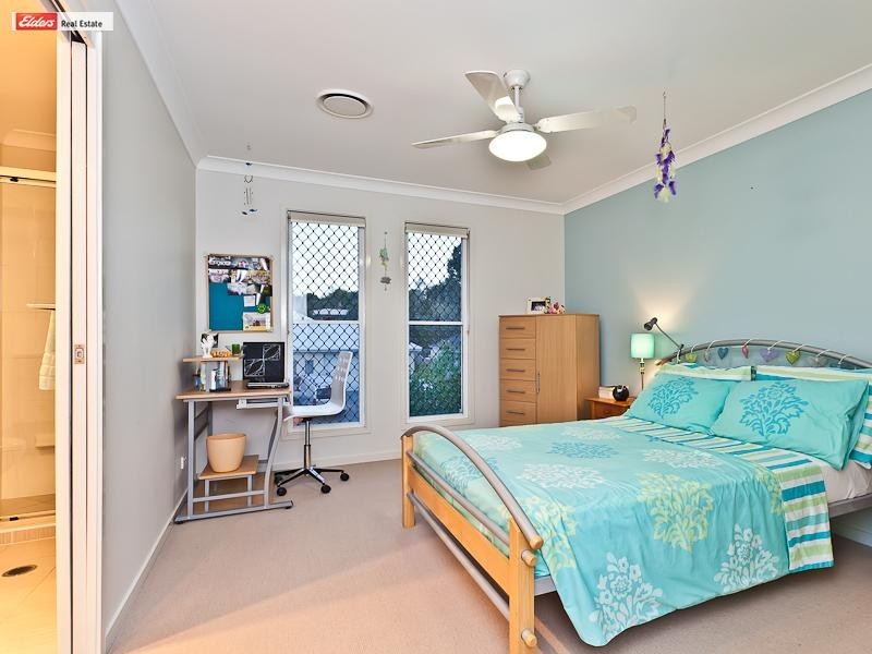 44 Lionheart Crescent, Newport QLD 4020