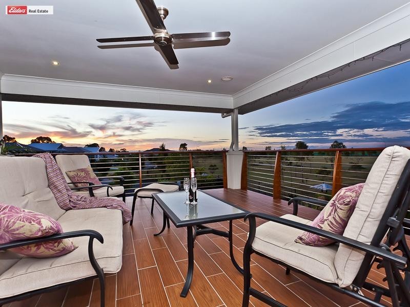 44 Lionheart Crescent, Newport QLD 4020