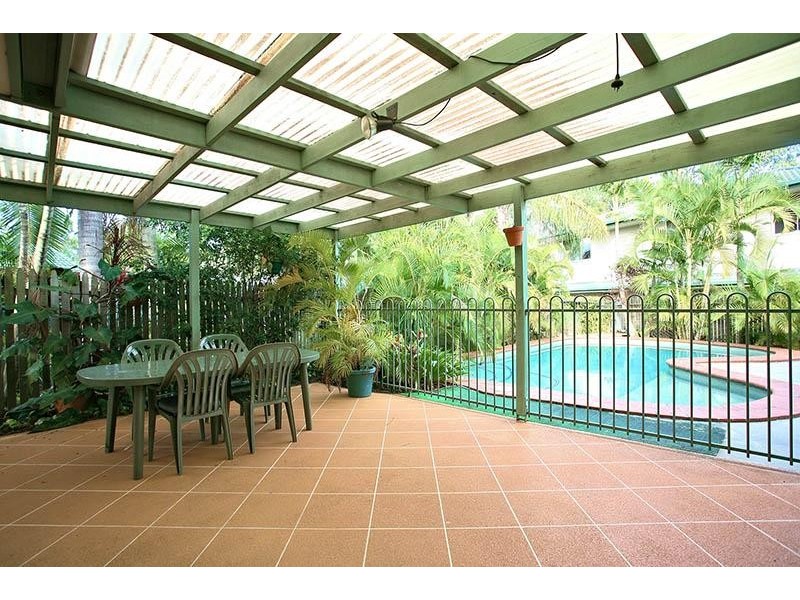 11 Hillier Street, Clontarf QLD 4019