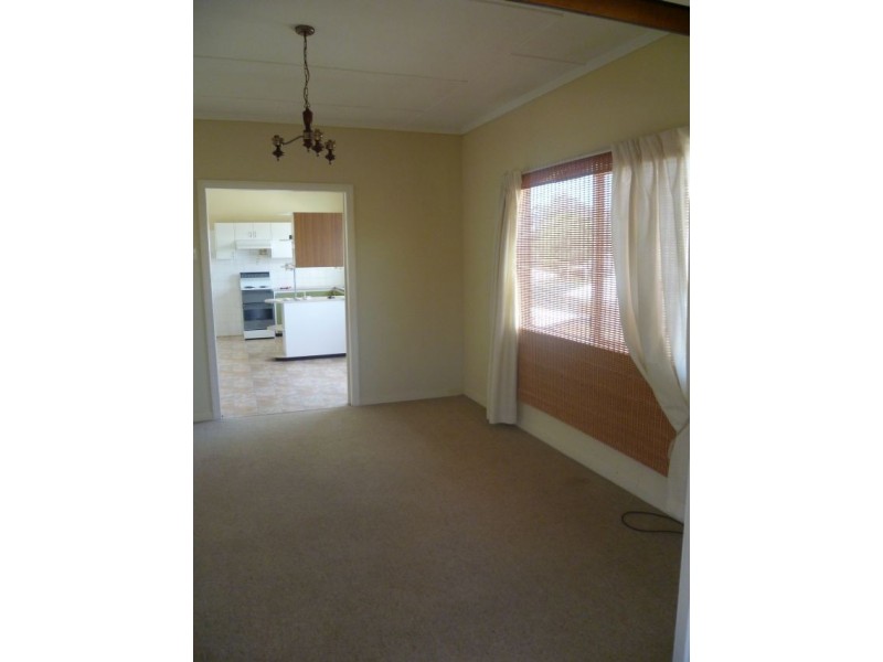 10 Sheehan Street, Redcliffe QLD 4020