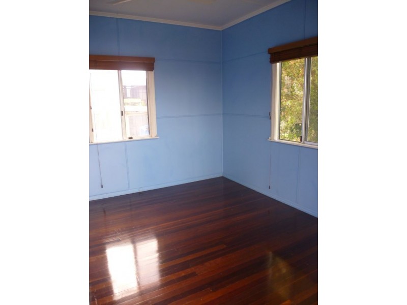 10 Sheehan Street, Redcliffe QLD 4020