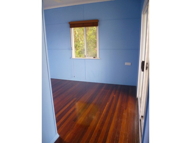 10 Sheehan Street, Redcliffe QLD 4020