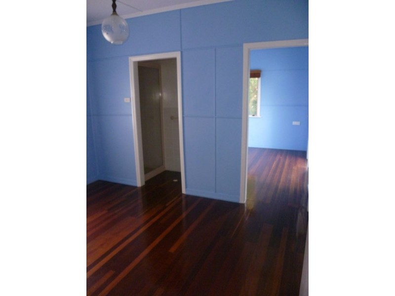 10 Sheehan Street, Redcliffe QLD 4020