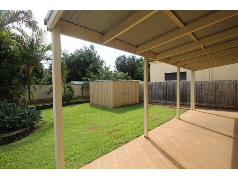 8 Gale Street, Redcliffe QLD 4020