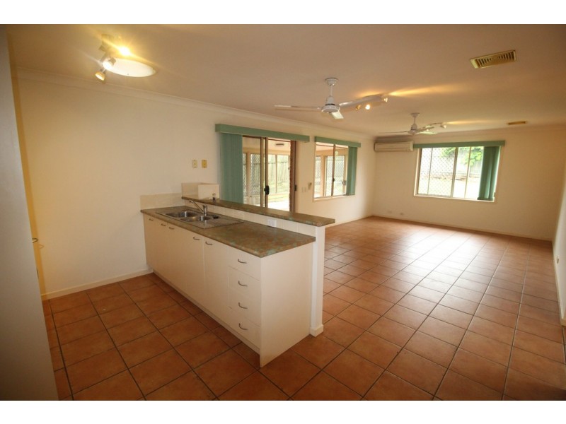 35 Kirkwood Street, Margate QLD 4019
