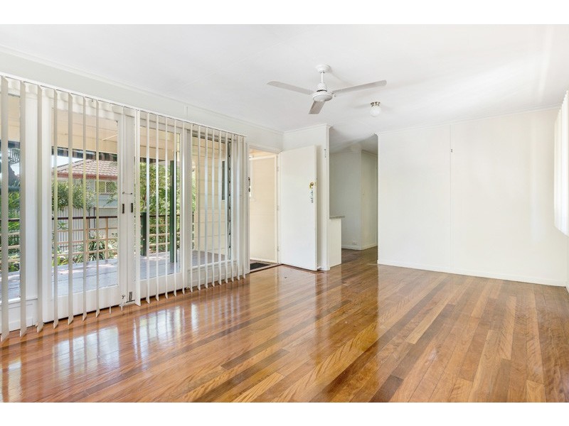 31 Henzell Street, Redcliffe QLD 4020