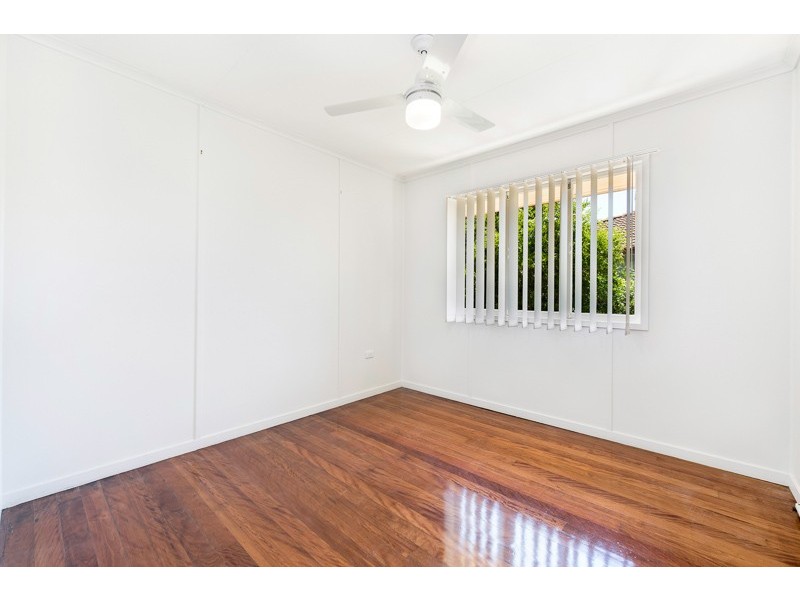 31 Henzell Street, Redcliffe QLD 4020