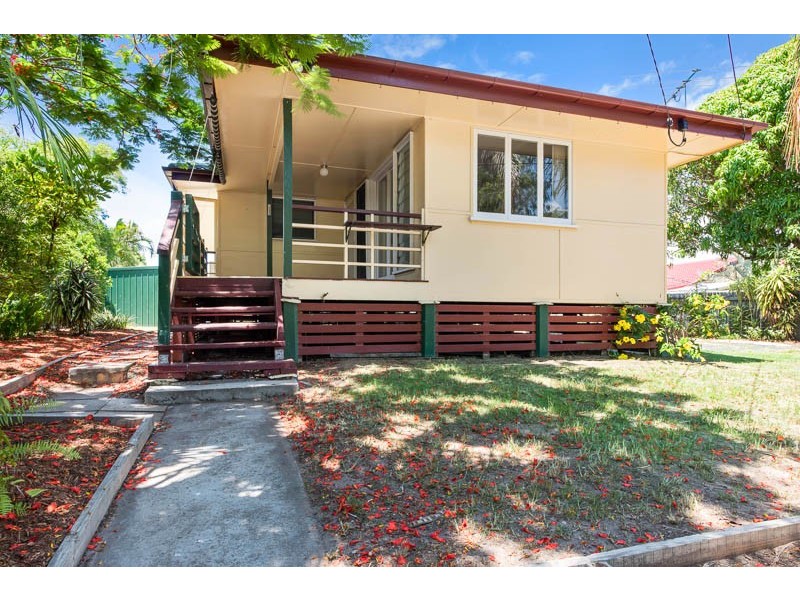 31 Henzell Street, Redcliffe QLD 4020