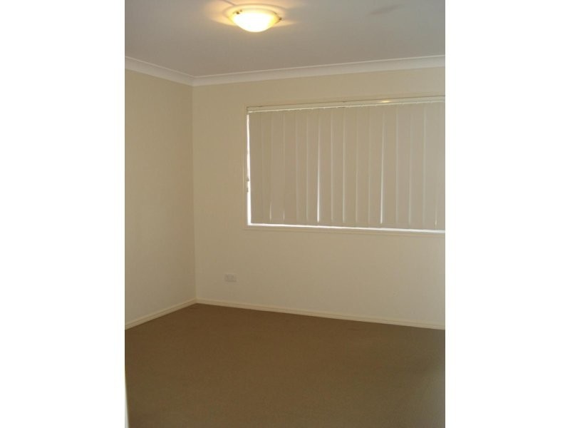 1 Parrey Court, Rothwell QLD 4022