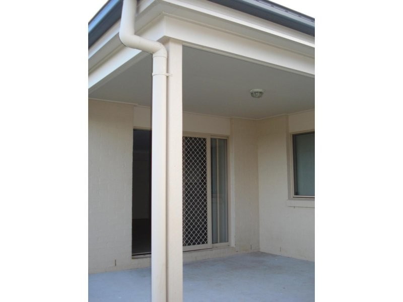 1 Parrey Court, Rothwell QLD 4022