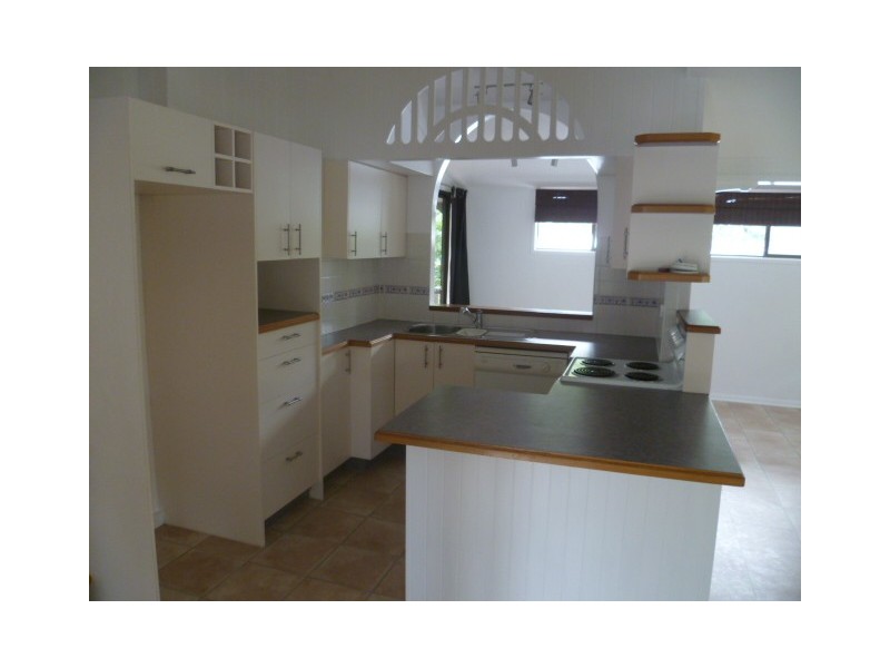 6 Steven Street, Redcliffe QLD 4020