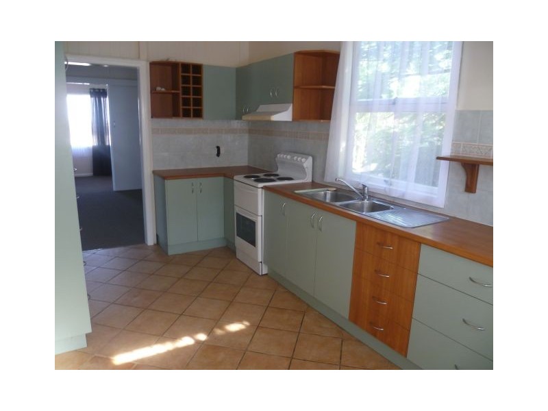 5 Baldwin Street, Redcliffe QLD 4020