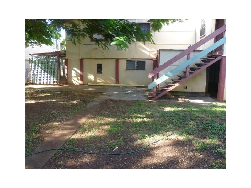 5 Baldwin Street, Redcliffe QLD 4020