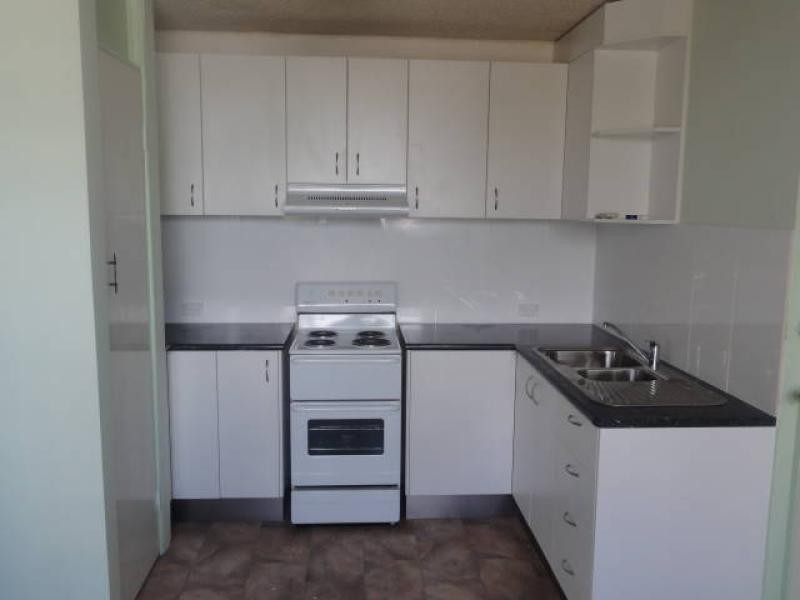 2/83 Georgina Street, Woody Point QLD 4019