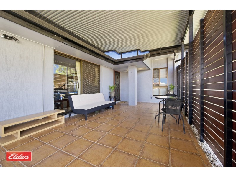 27 Benson Street, Scarborough QLD 4020