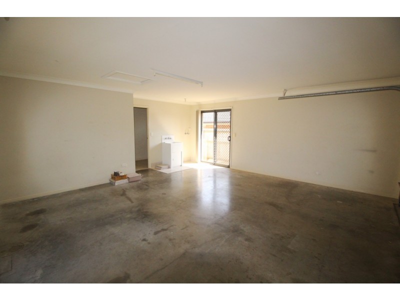 1 Adonis Court, Rothwell QLD 4022