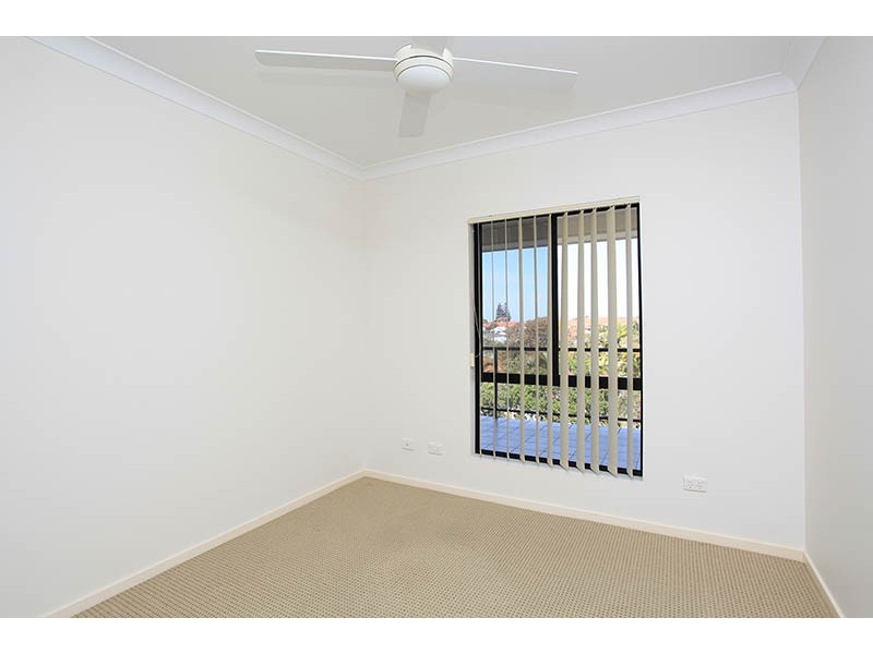 18/28 Murphy, Scarborough QLD 4020