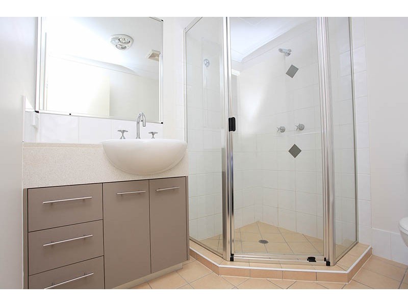 18/28 Murphy, Scarborough QLD 4020