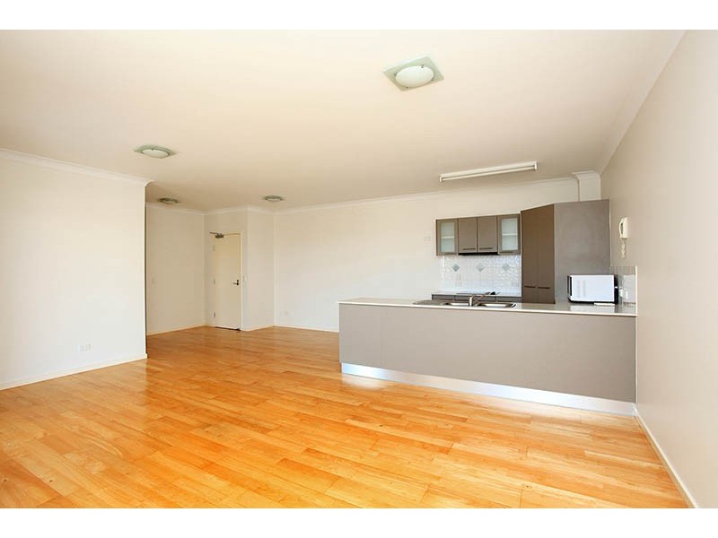 18/28 Murphy, Scarborough QLD 4020