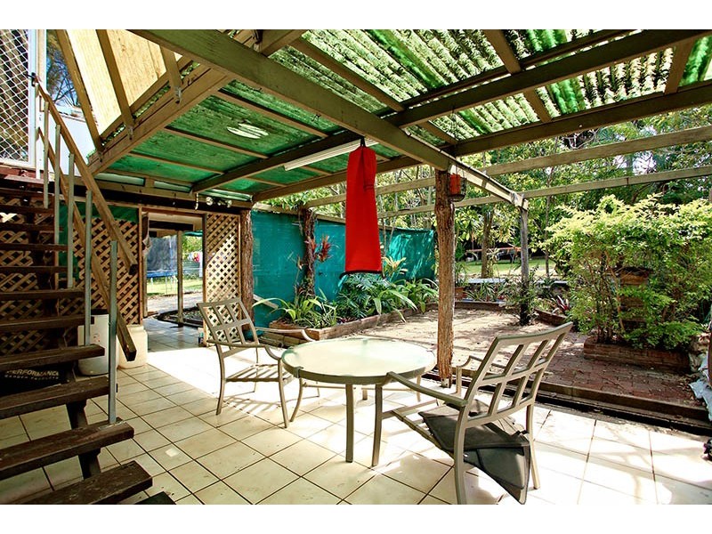 2 Pearen Street, Clontarf QLD 4019
