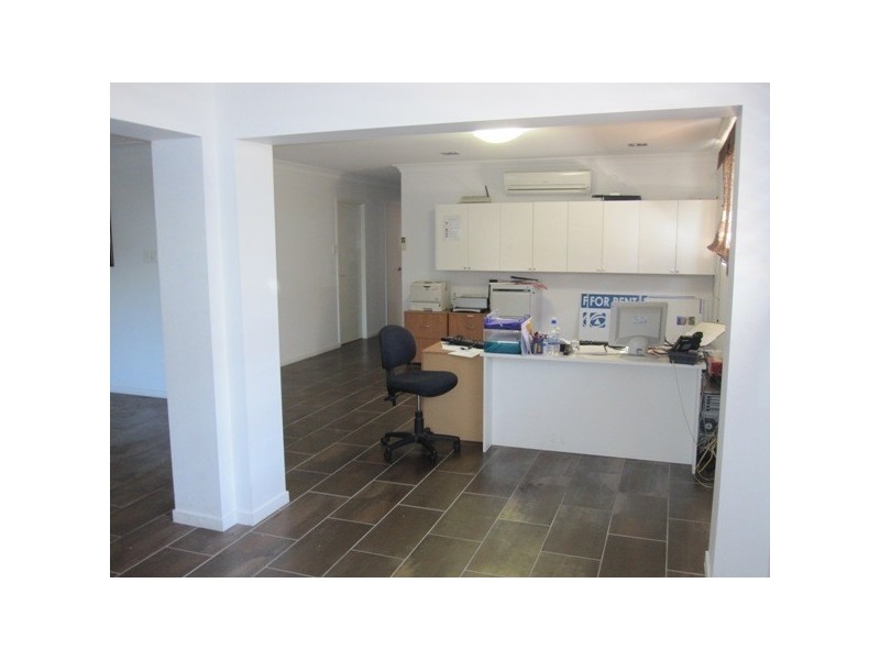 2/39 Redcliffe Parade, Redcliffe QLD 4020