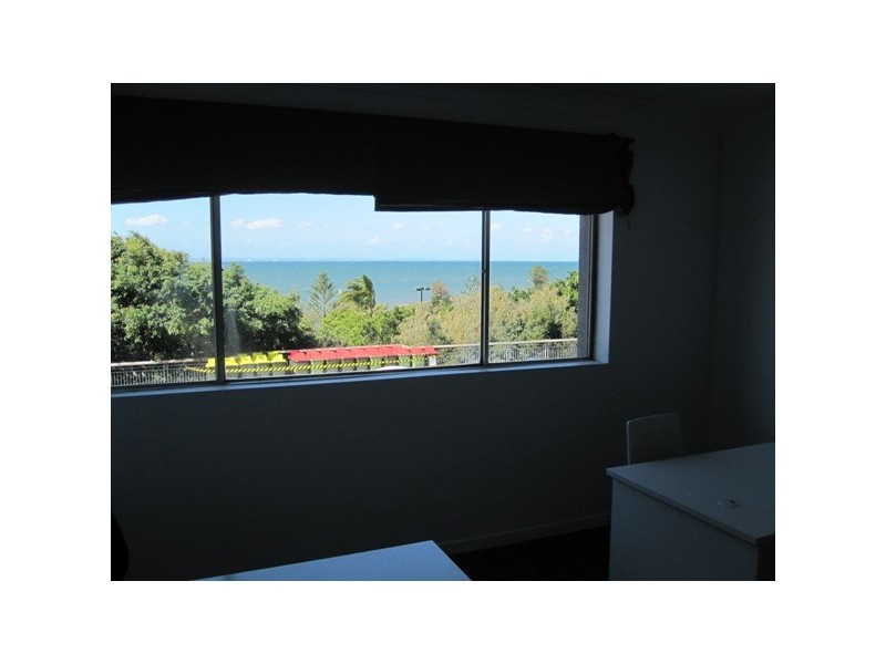 2/39 Redcliffe Parade, Redcliffe QLD 4020