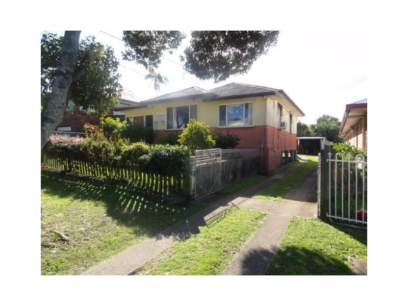 16 Chatham street, Margate QLD 4019