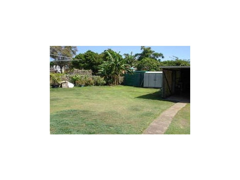 16 Chatham street, Margate QLD 4019