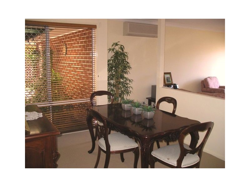 8 Nautilus Court, Newport QLD 4020