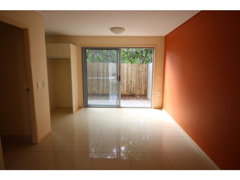 4/9 Cornelius Street, Clontarf QLD 4019