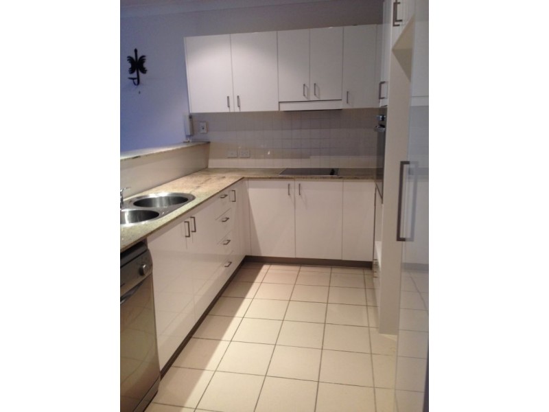 19/3 Rock Street, Scarborough QLD 4020